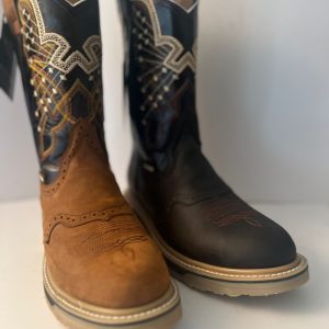 Oval Rodeo Boot